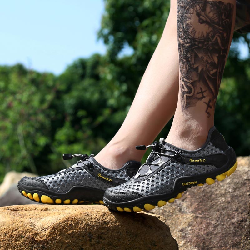 trekking mountain mens sports  - مراجعة Japanese Lifestyle Brands وسعره
