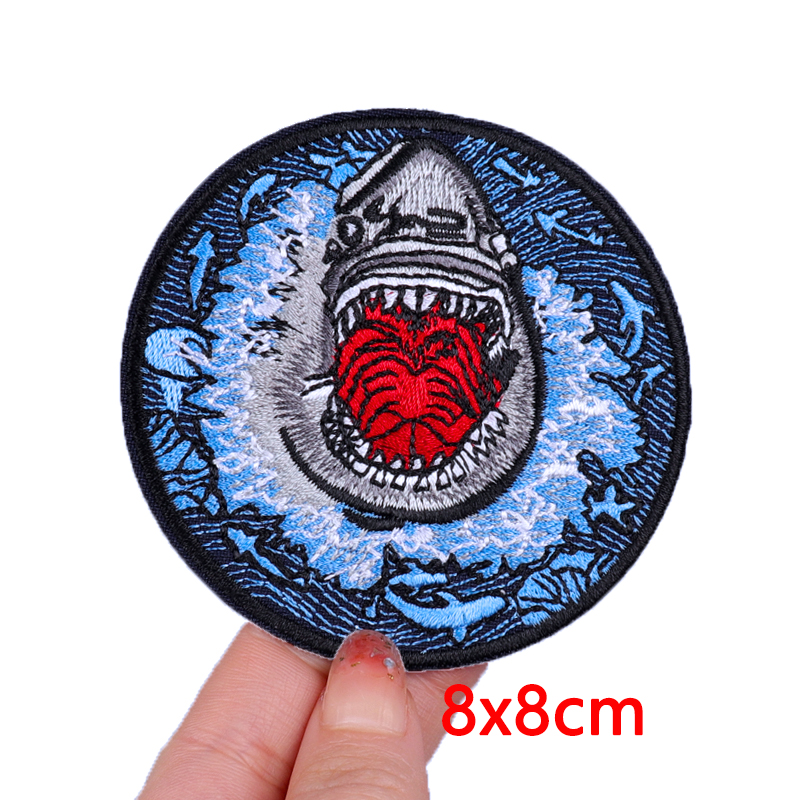 Wave/Dolphin Shark Patch Outdo - مراجعة Furoshiki Wrap Cloth وسعره